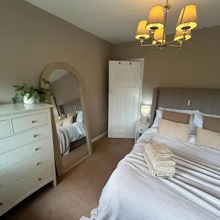 Eighteen, Castle Circle Kendal